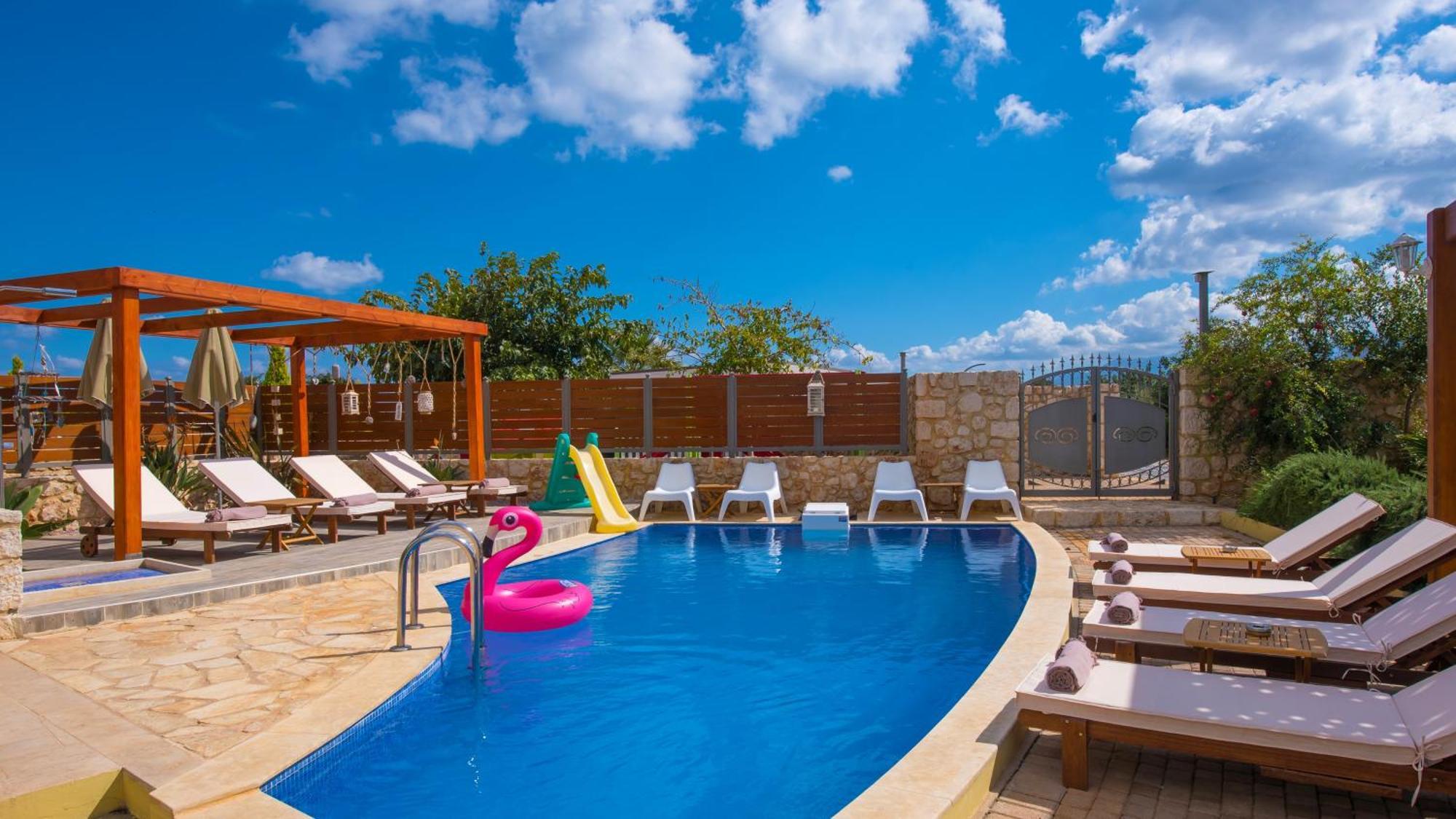 Sunshine Villa With Private Pool By Estia Херсонисос Екстериор снимка